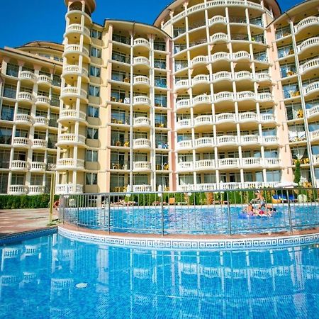 Andalucia Beach - Sea Viev Apartments Elenite Eksteriør billede