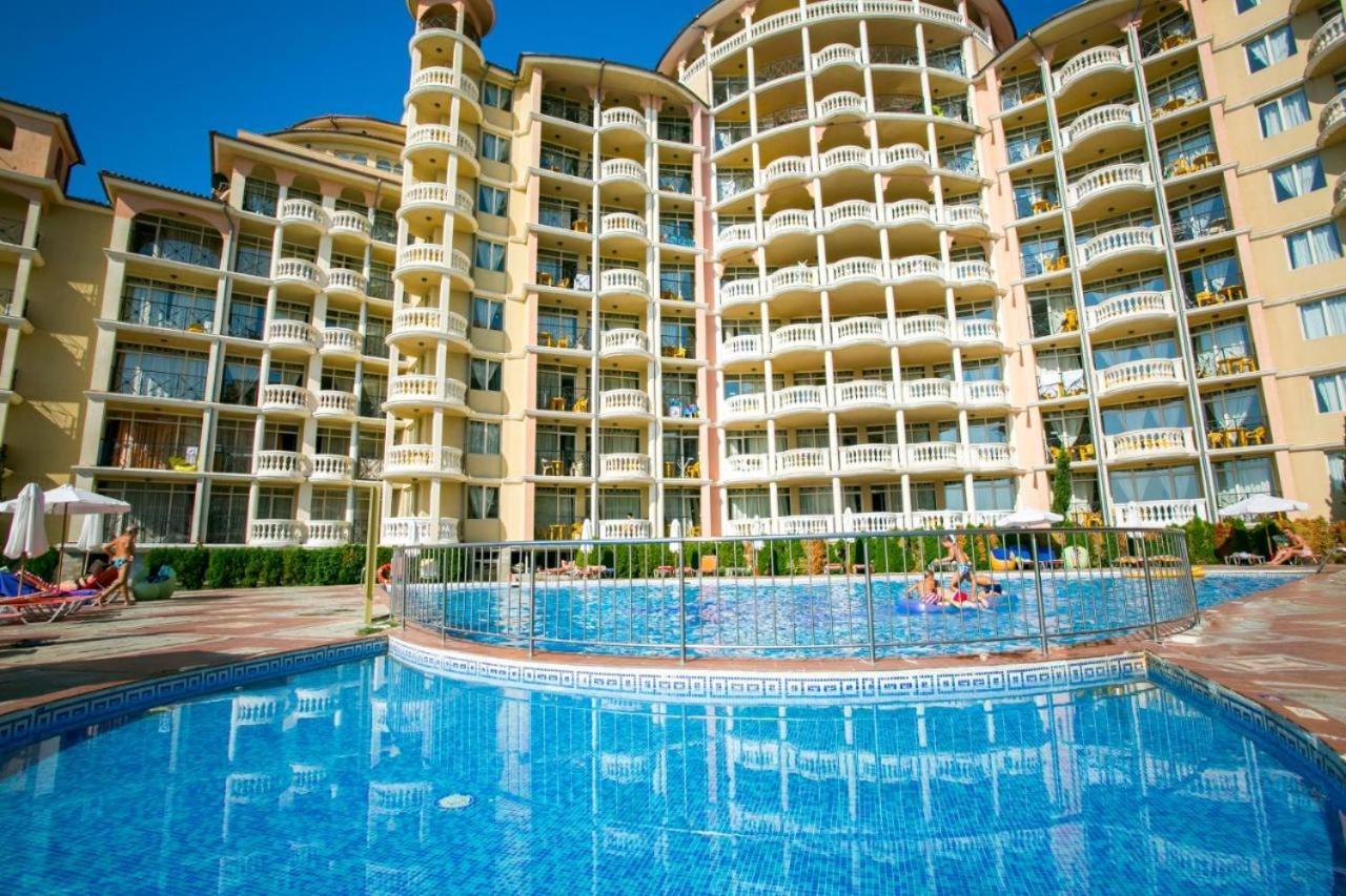 Andalucia Beach - Sea Viev Apartments Elenite Eksteriør billede