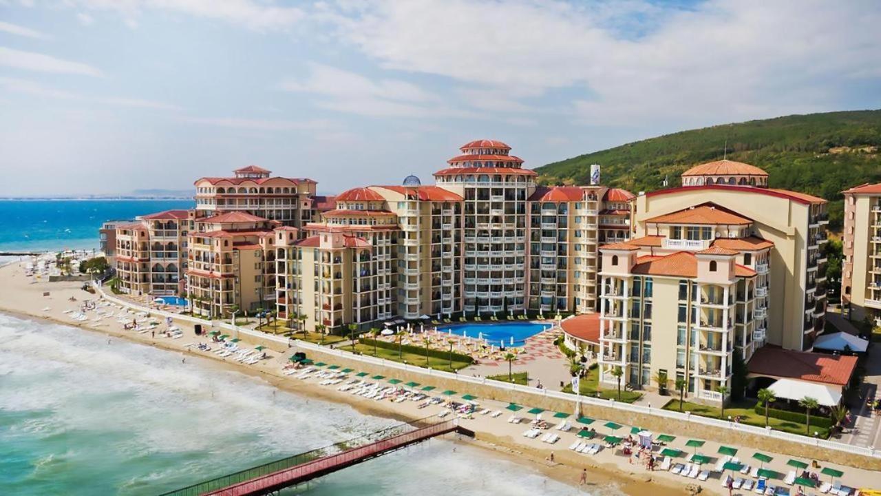 Andalucia Beach - Sea Viev Apartments Elenite Eksteriør billede