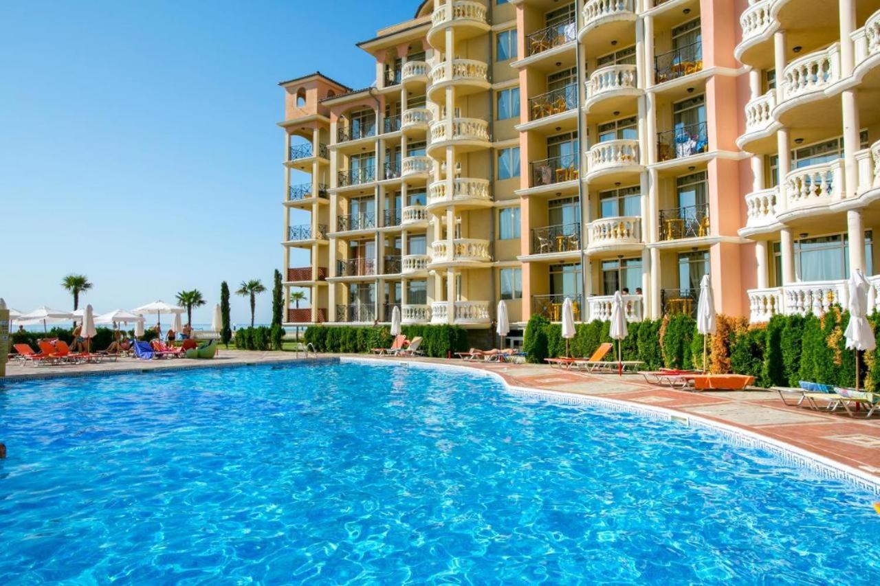 Andalucia Beach - Sea Viev Apartments Elenite Eksteriør billede