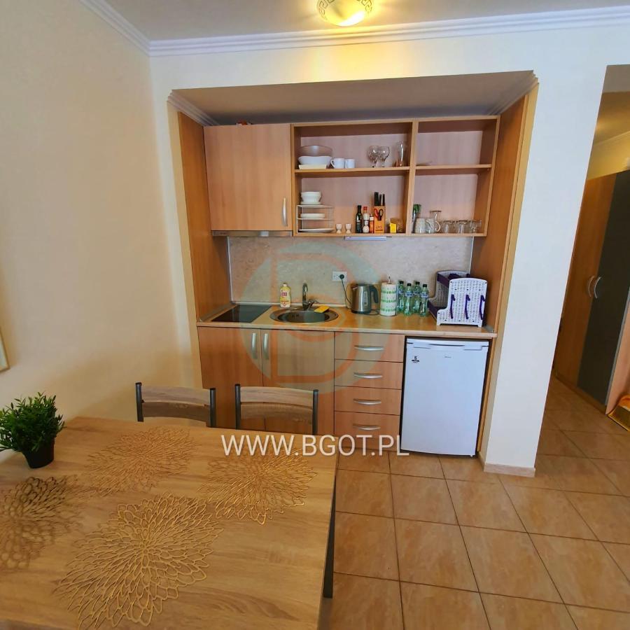 Andalucia Beach - Sea Viev Apartments Elenite Eksteriør billede