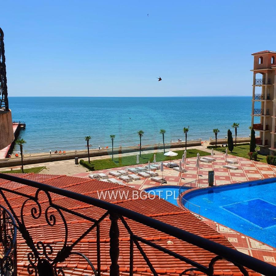 Andalucia Beach - Sea Viev Apartments Elenite Eksteriør billede